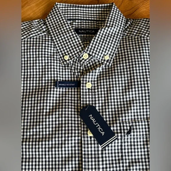 Nautica Men Gingham Shirts Medium Bundle of 2 one short sleeve, one long sleeve - Picture 3 of 9